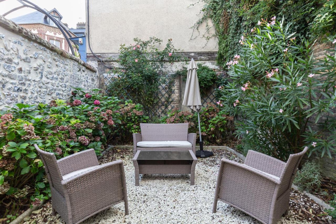 Residence Quelin Honfleur Eksteriør bilde